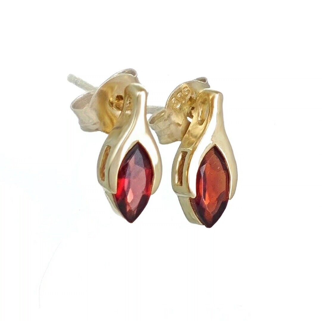 Garnet Minimalist Marquise Earrings in 9ct Gold