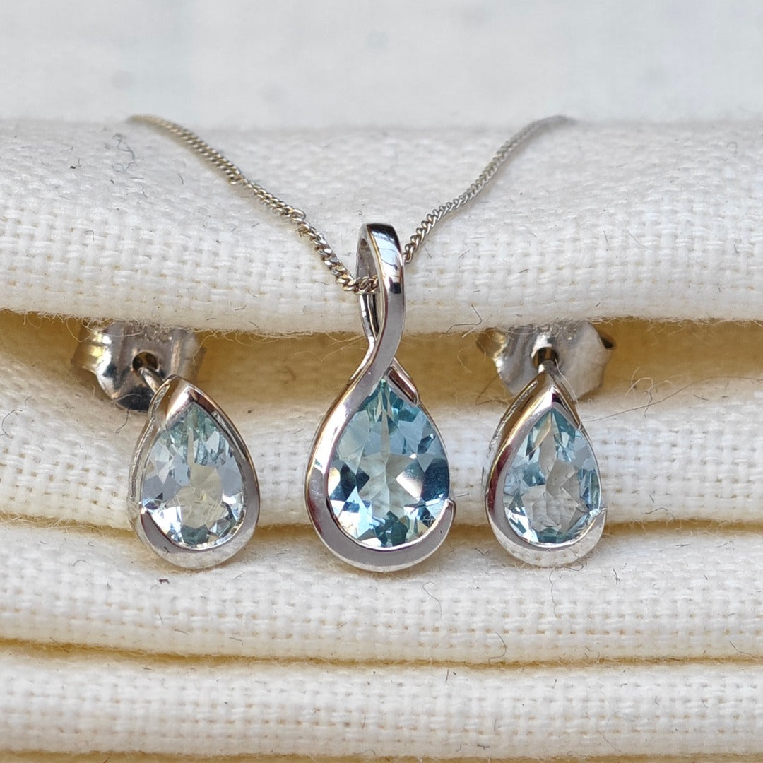 9ct White Gold Aquamarine Set Pendant Earring Infinity Loop