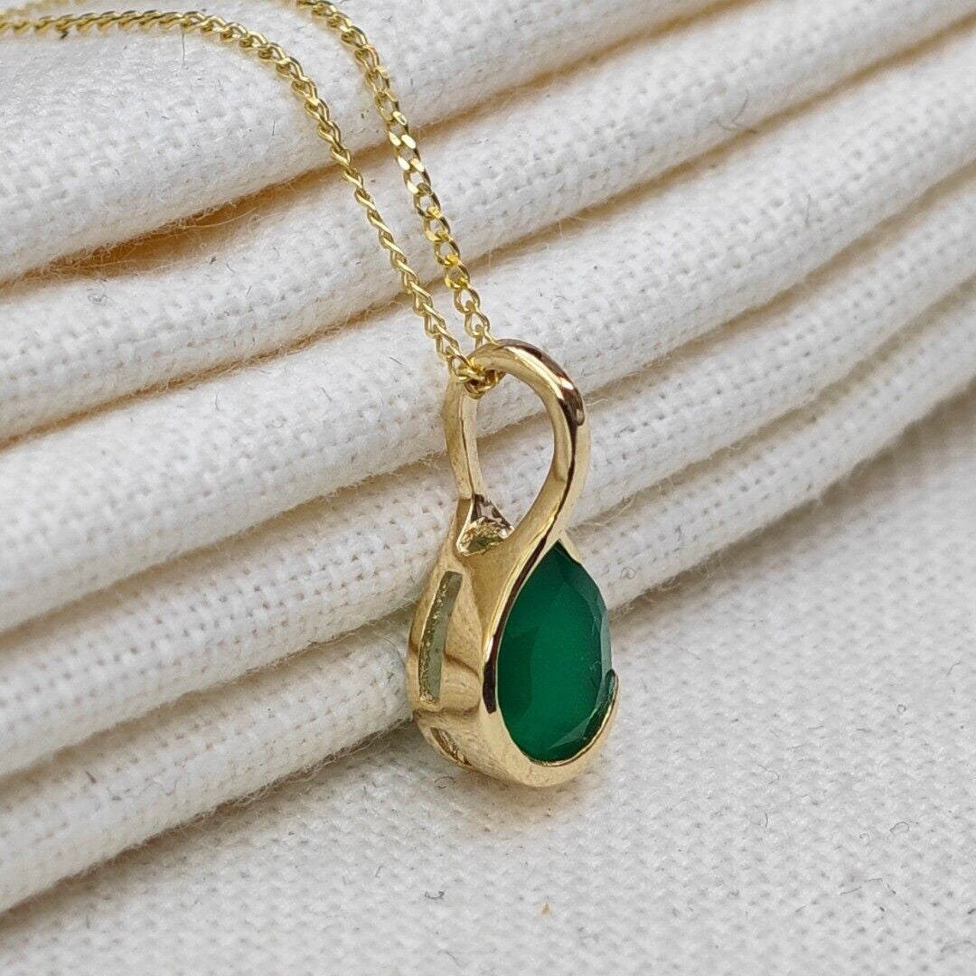 Green Onyx Infinity Loop Necklace in 9ct Gold