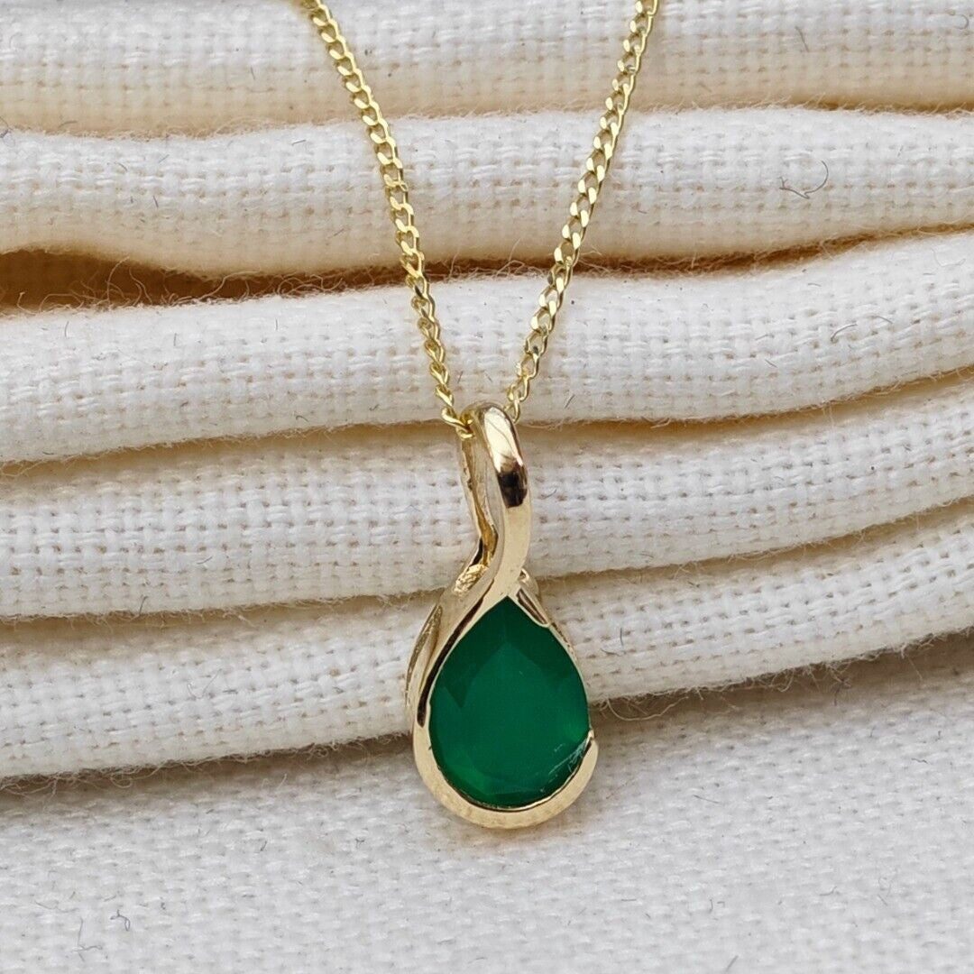 Green Onyx Infinity Loop Necklace in 9ct Gold
