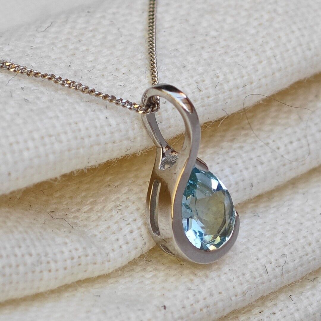 9ct White Gold Aquamarine Necklace Infinity Loop Natural Blue Gemstone