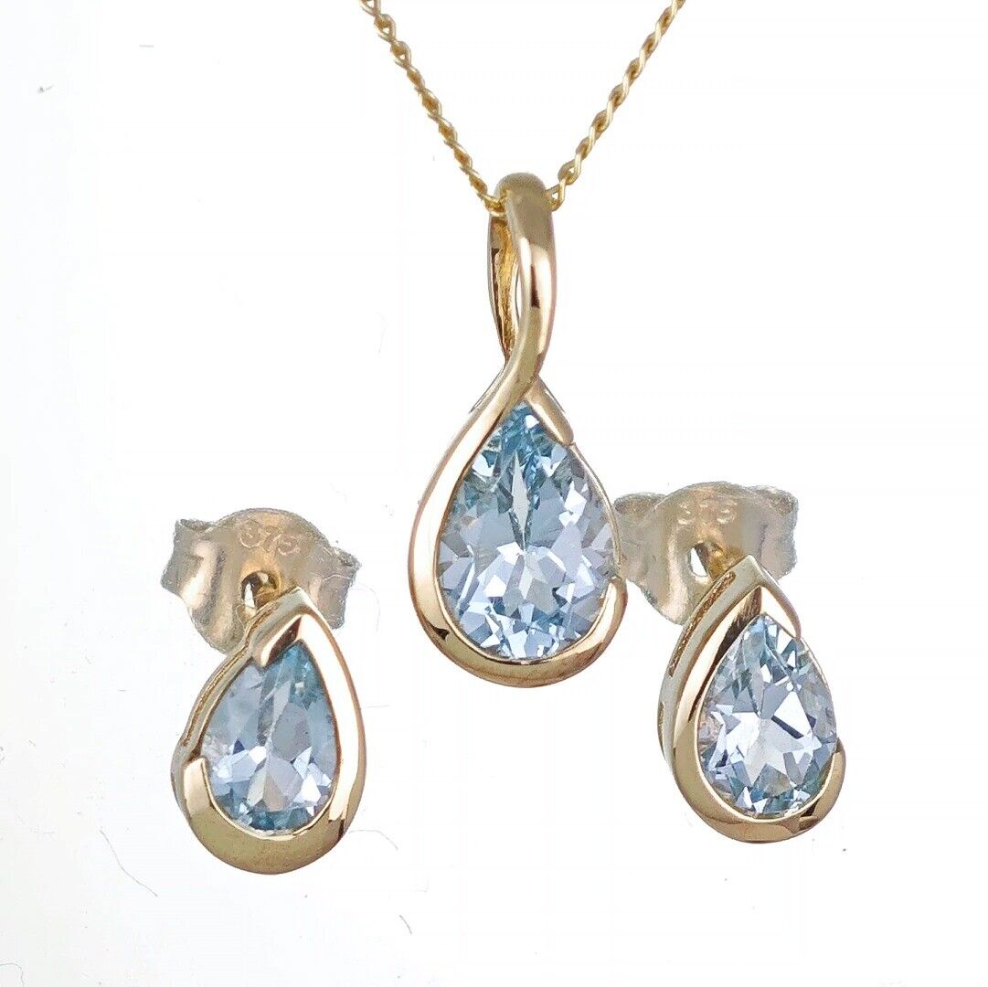 Blue Topaz Infinity Loop Jewellery Set in 9ct Gold