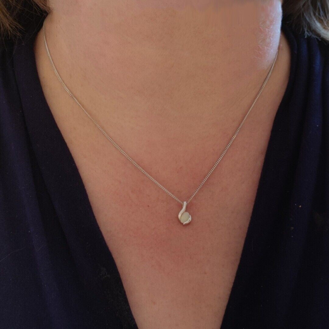 Opal Oval Necklace in Sterling Silver