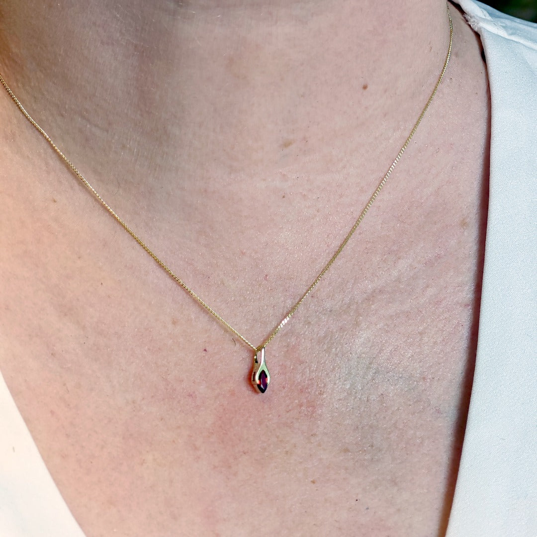 Garnet Minimalist Marquise Jewellery Set in 9ct Gold