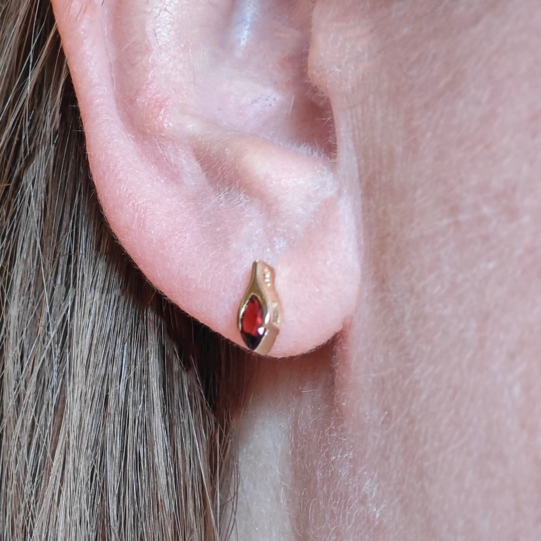 Garnet Minimalist Marquise Jewellery Set in 9ct Gold