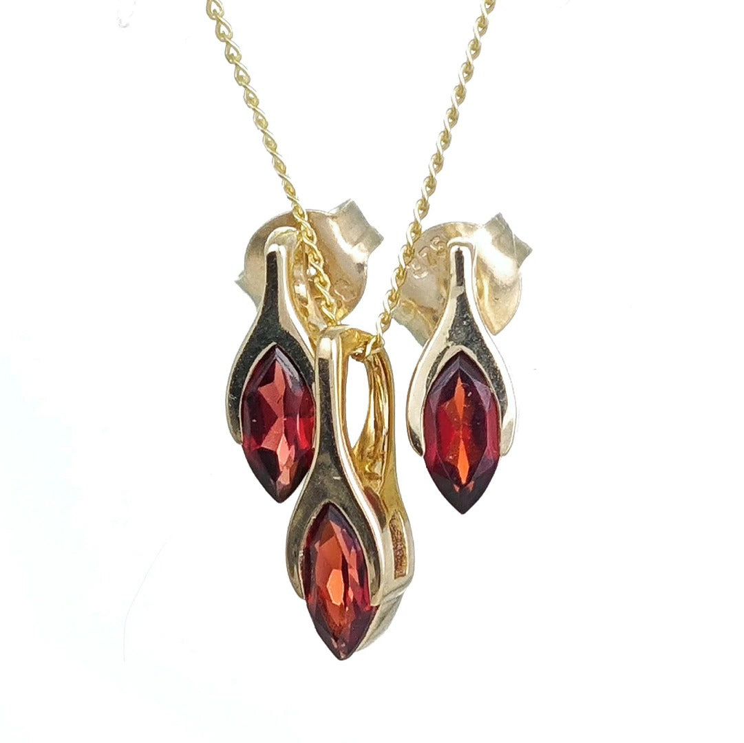 Garnet Minimalist Marquise Jewellery Set in 9ct Gold