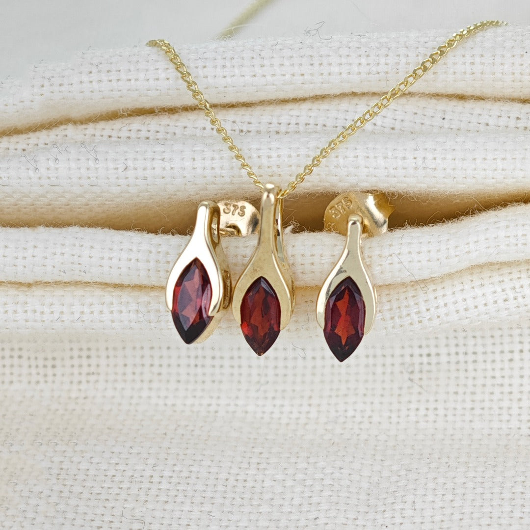 Garnet Minimalist Marquise Jewellery Set in 9ct Gold