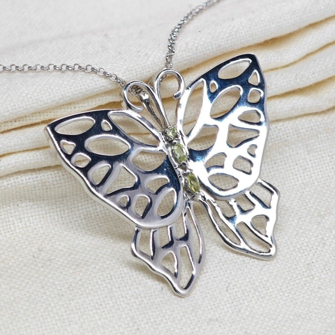 peridot metal necklace image 11