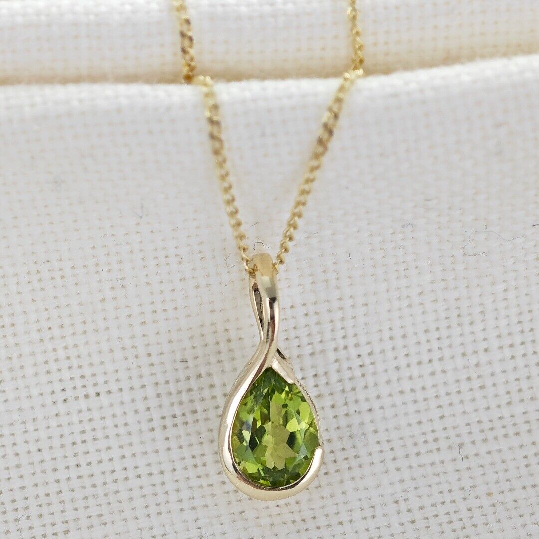9ct Gold Peridot Pendant Green Pear Solitaire