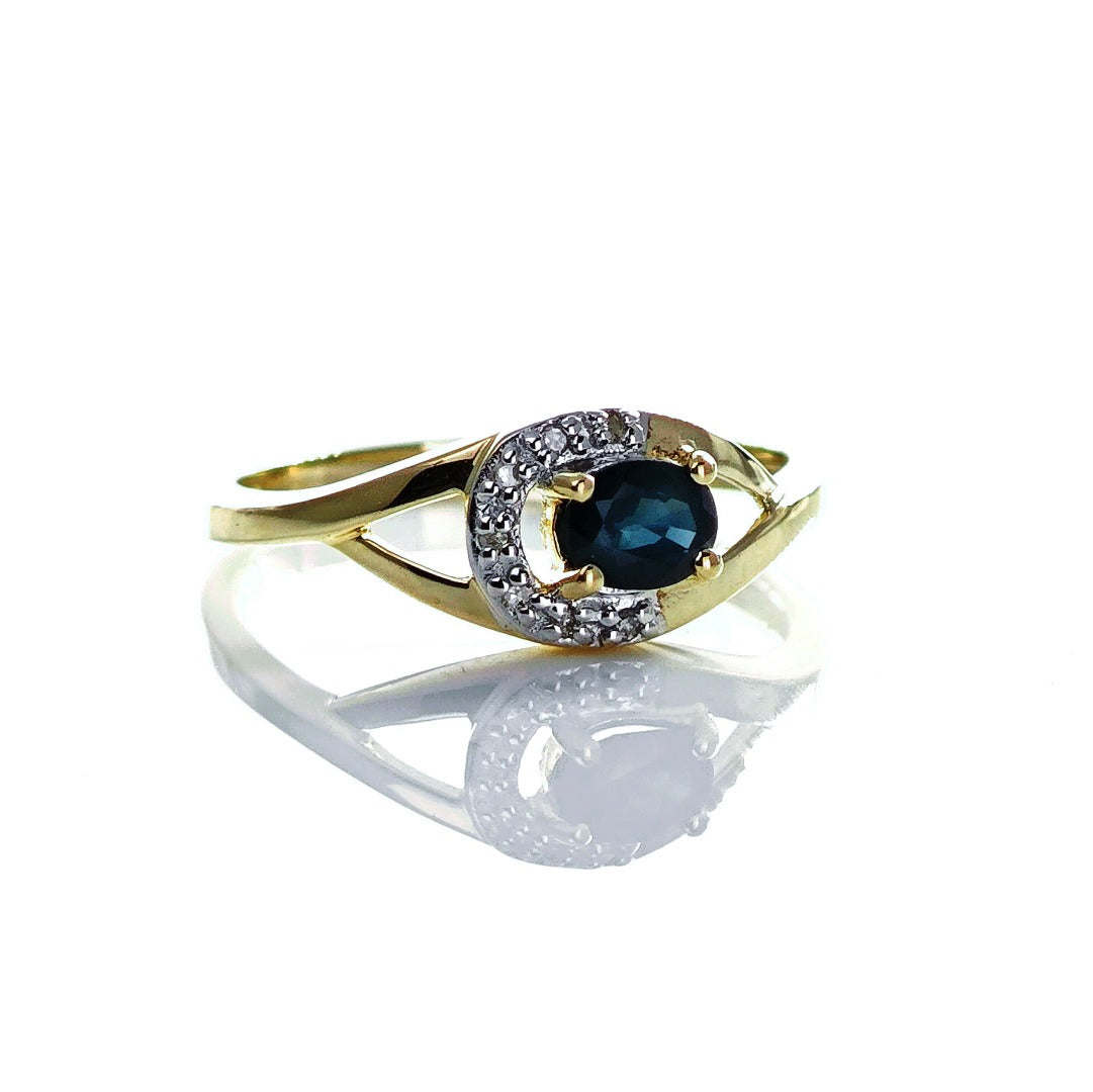 9ct Sapphire Ring Size N Diamond Yellow Gold 0.45ct Blue Oval Gemstone