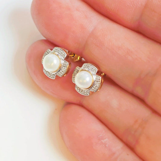 9ct Fresh Water Pearl  Diamond Earrings Gold Studs Natural Gemstones0.00ct