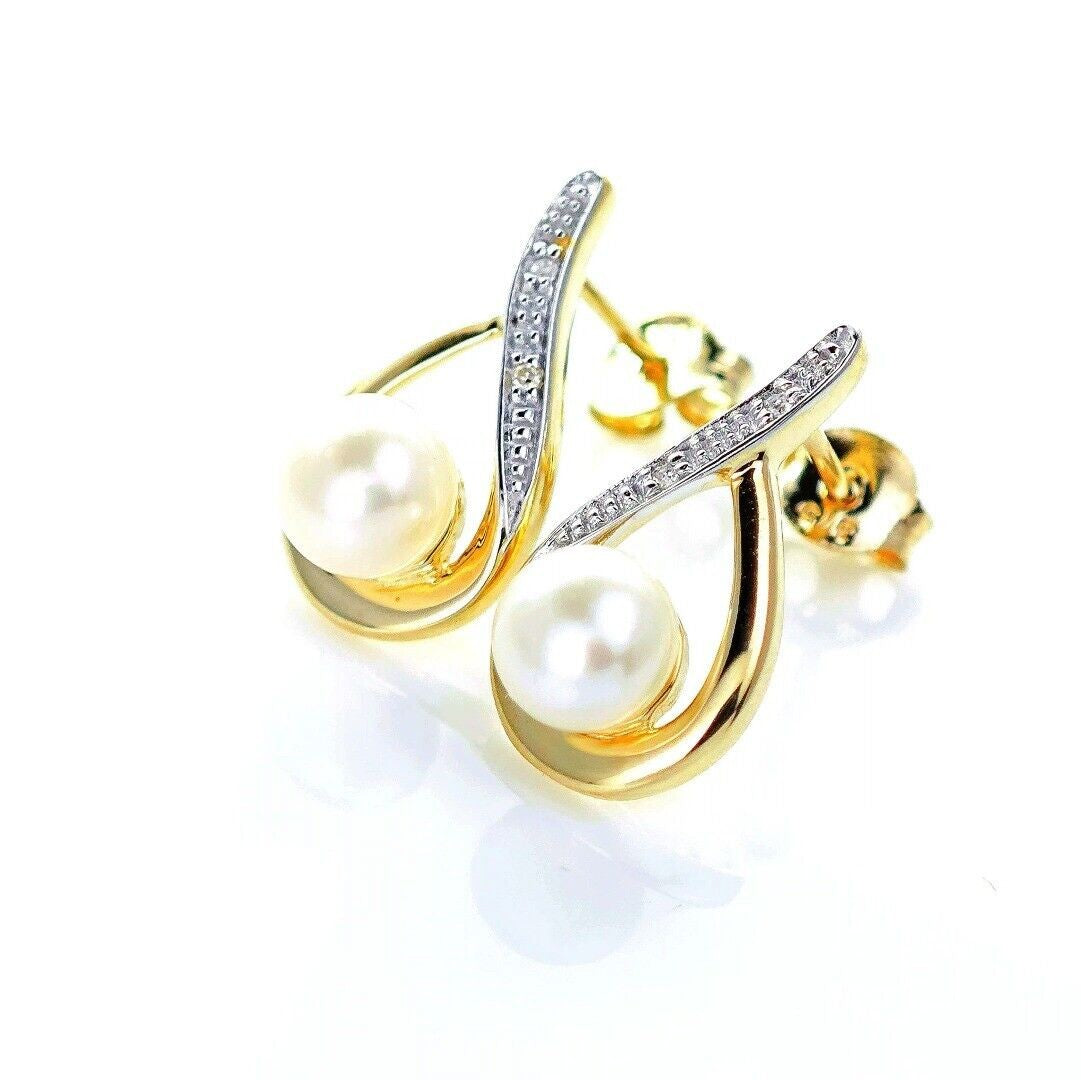 9ct Fresh Water Pearl  Diamond Earrings Gold Studs Natural Gemstones