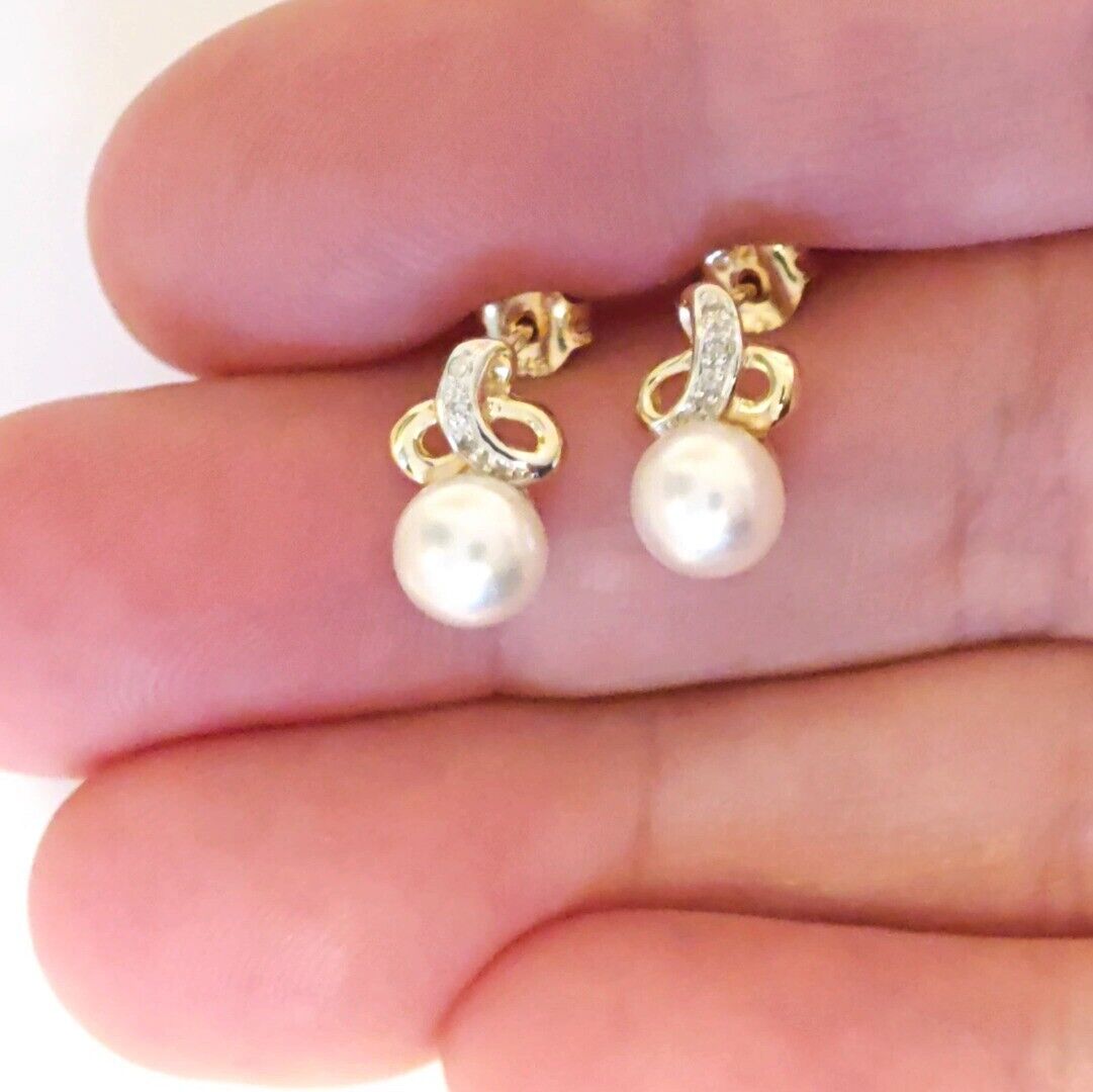 9ct Fresh Water Pearl Diamond Earrings Gold Studs Natural 6mm Gemstones