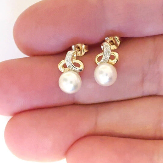 9ct Fresh Water Pearl Diamond Earrings Gold Studs Natural 6mm Gemstones
