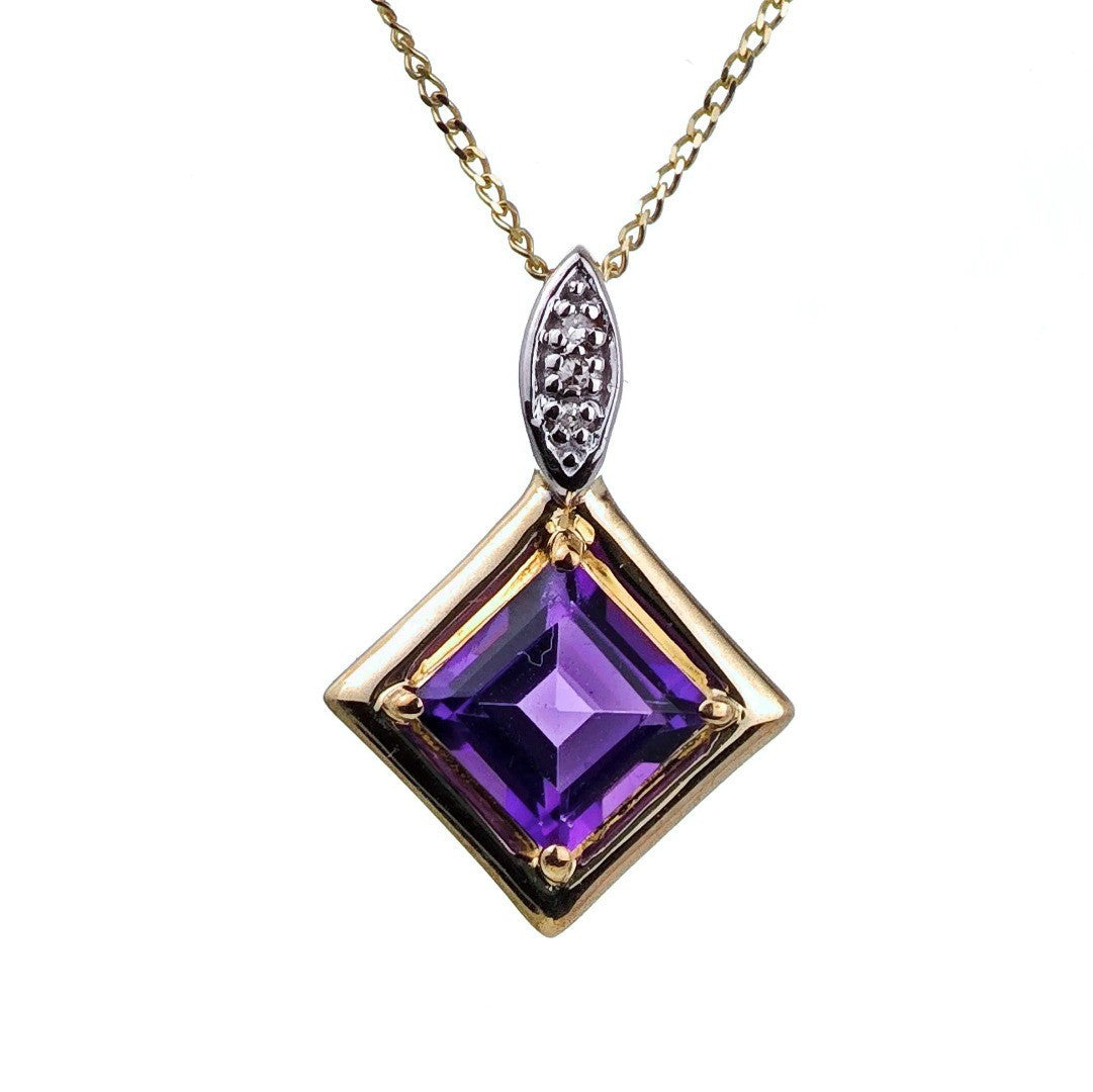 9ct amethyst necklace yellow gold 1.05ct purple square natural gemstone designed in the UK