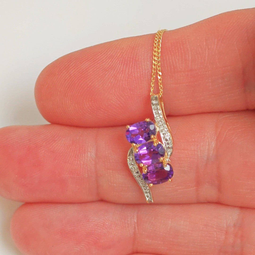 Amethyst Oval Necklace in 9ct Gold