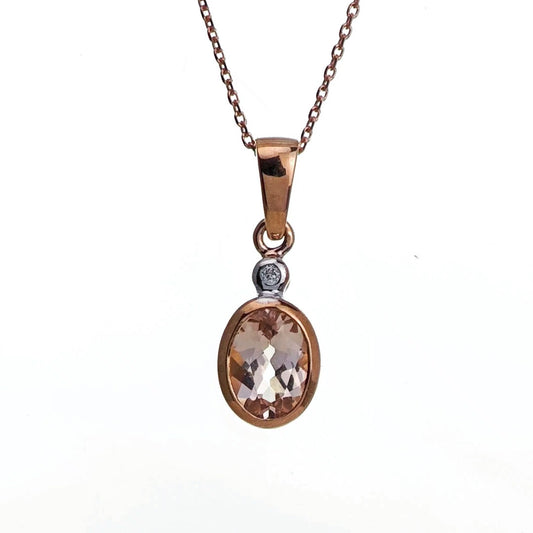 Necklace in Gold – Perfect Gift for Her