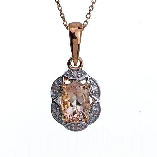Necklace in Gold – Perfect Gift for Her