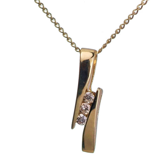 Necklace in Gold – Perfect Gift for Her