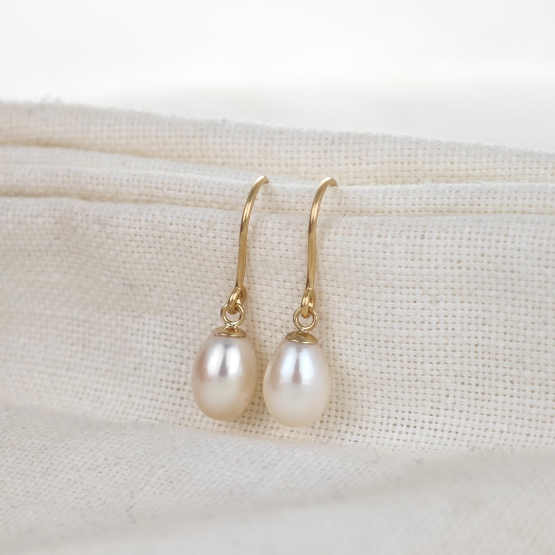 9ct Pearl Dangle Earrings 8mm Ivory Teardrop