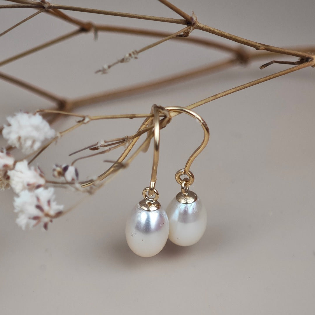 9ct Pearl Dangle Earrings 8mm Ivory Teardrop