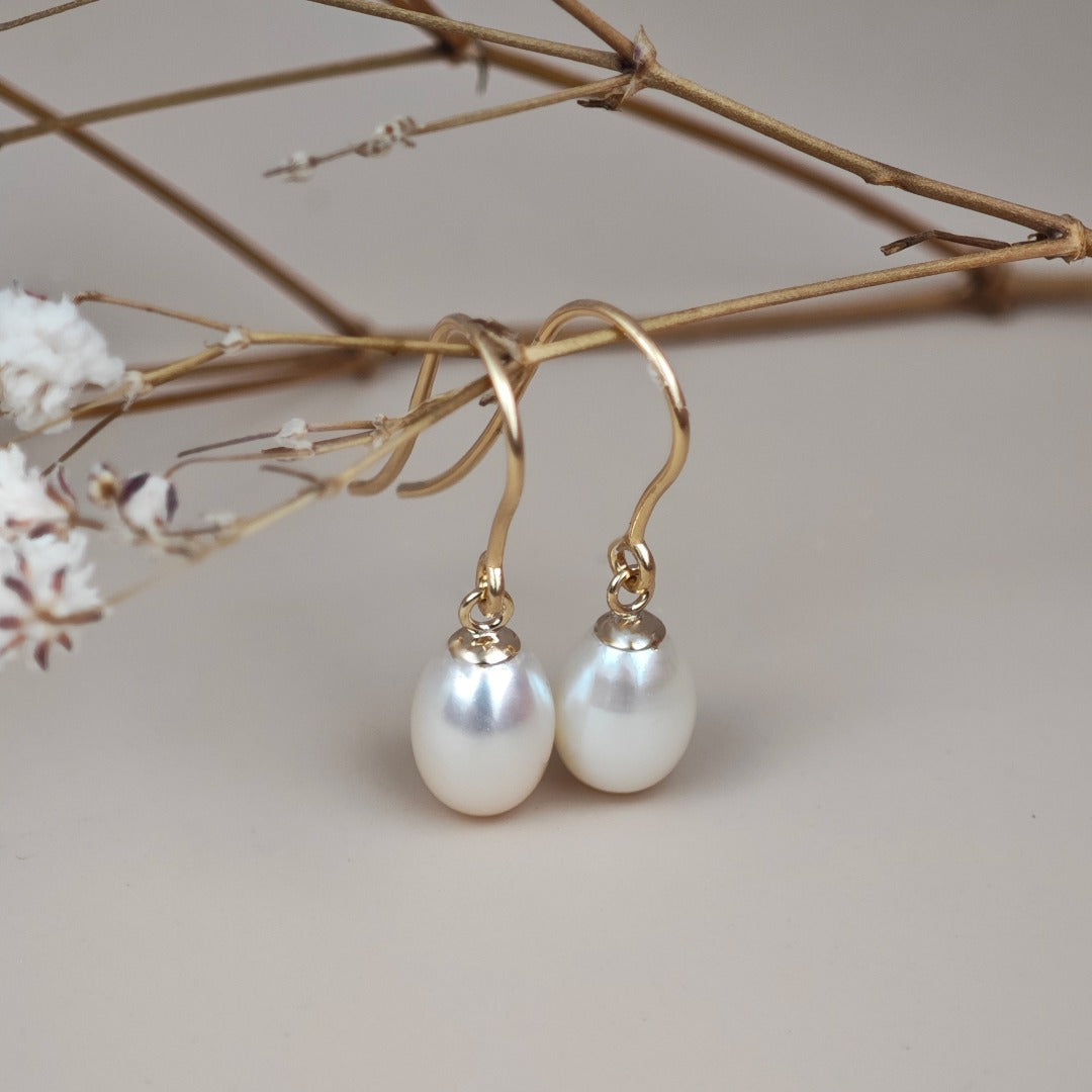 9ct Pearl Dangle Earrings 8mm Ivory Teardrop