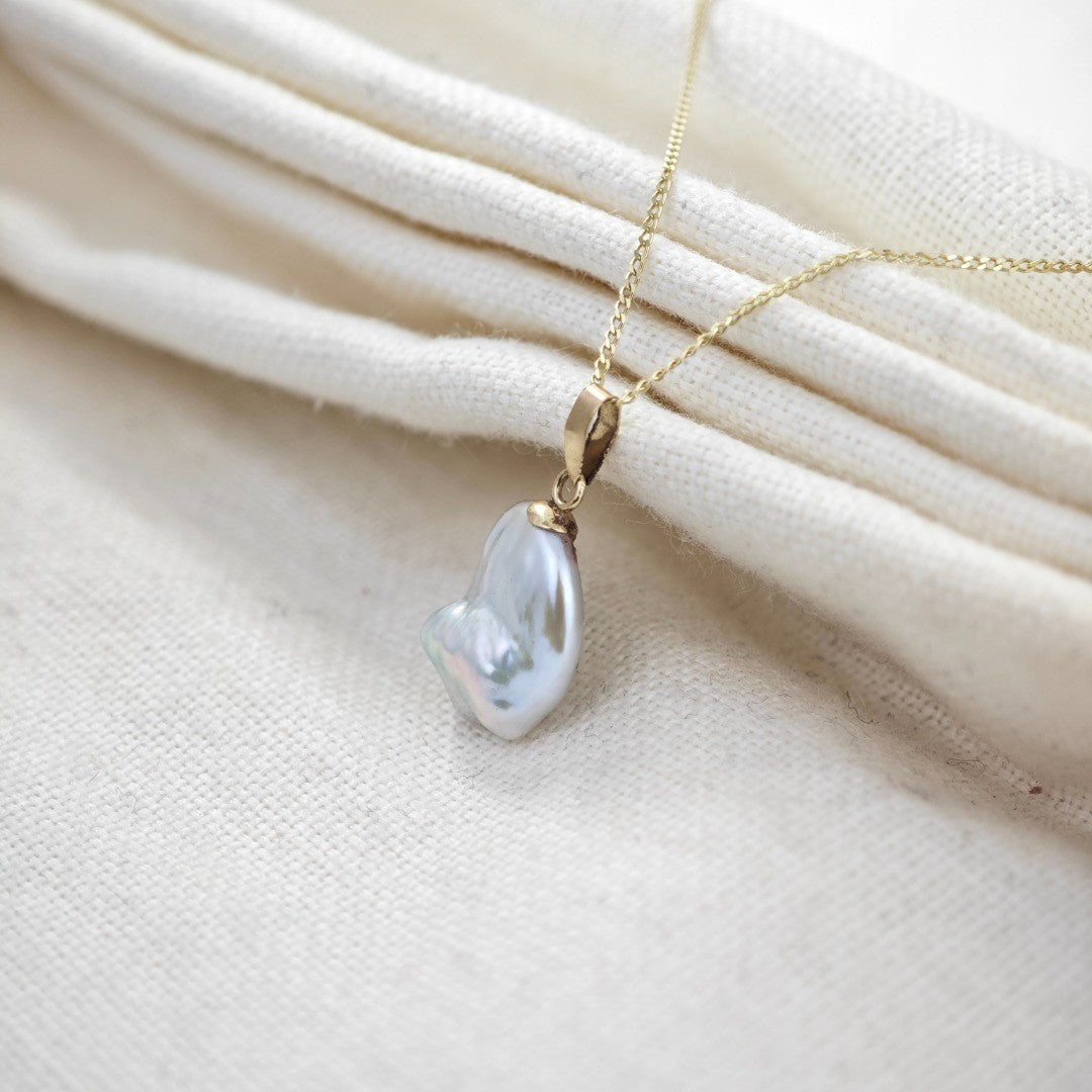 9ct Pearl Dangle Necklace 11mm Ivory Keishi Pendant