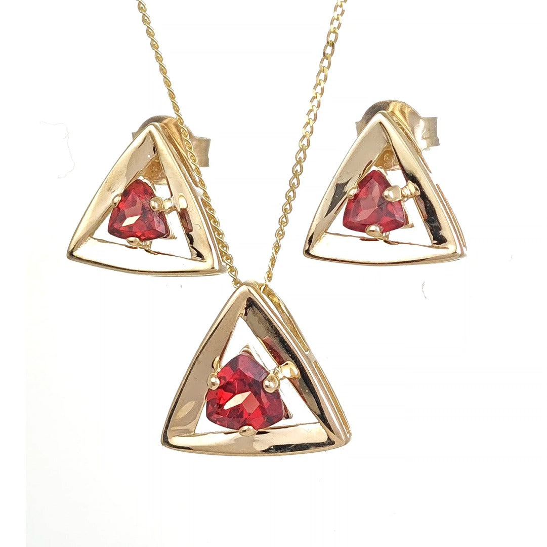 Garnet Trillion Jewellery Set in 9ct Gold