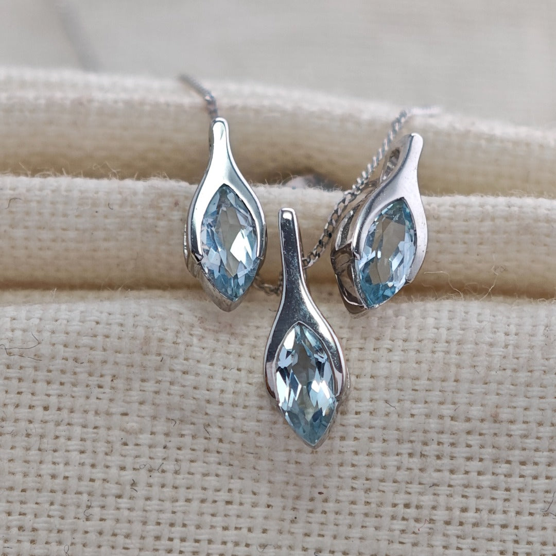 9ct White Gold Aquamarine Set Pendant Earrings Minimalist Marquise