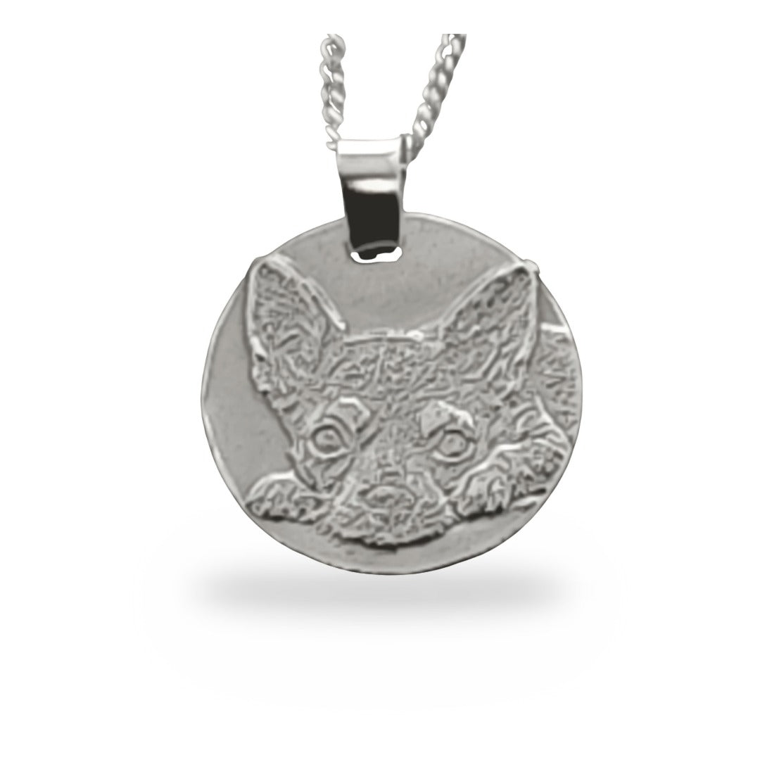 Chihuahua coin necklace reverse, showing personalised engraving option