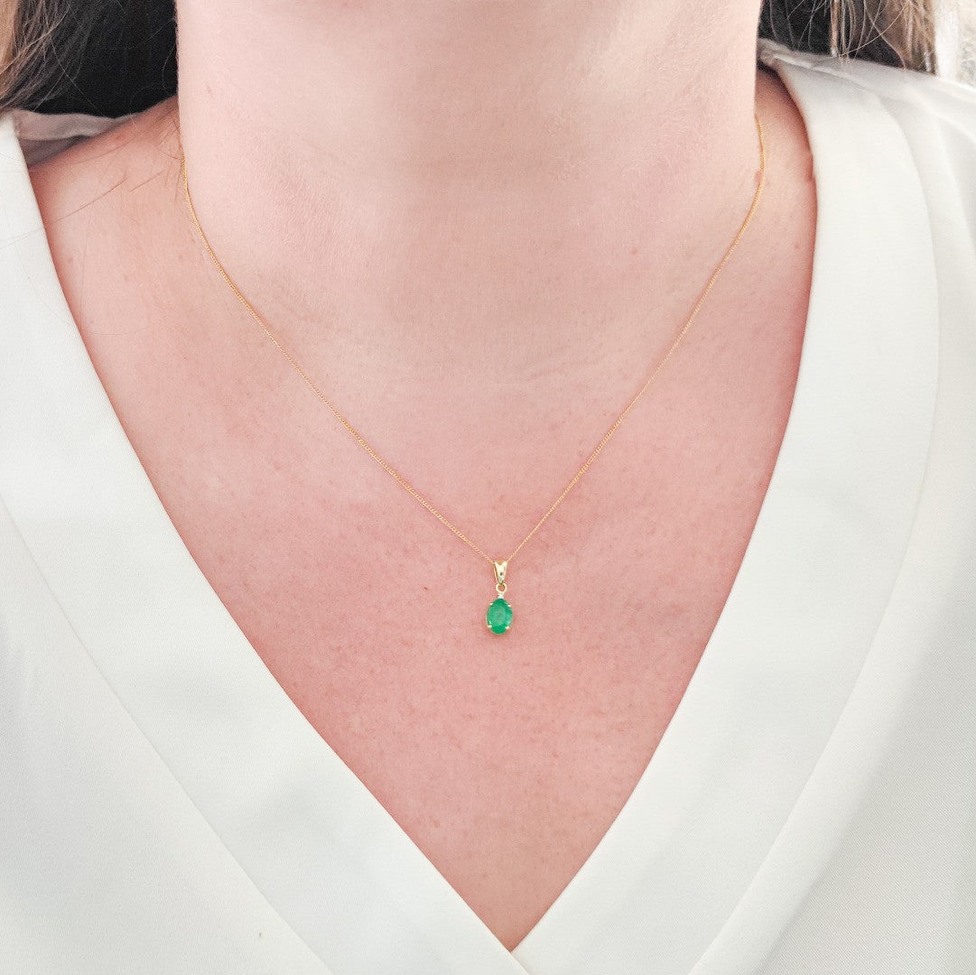 9ct Gold Necklace Diamond Emerald Oval 0.75ct 7x5 May Birthstone