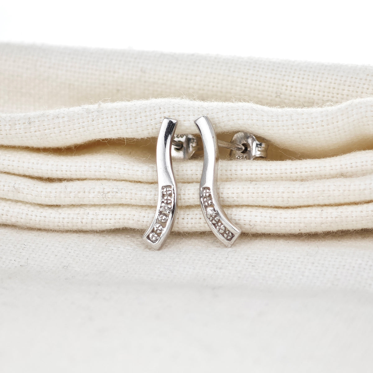 Earrings in Sterling Silver – Presented in Gift-Ready Packaging
