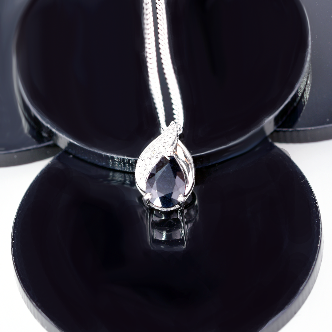 Sapphire Necklace in Sterling Silver – Handcrafted Natural Gemstone