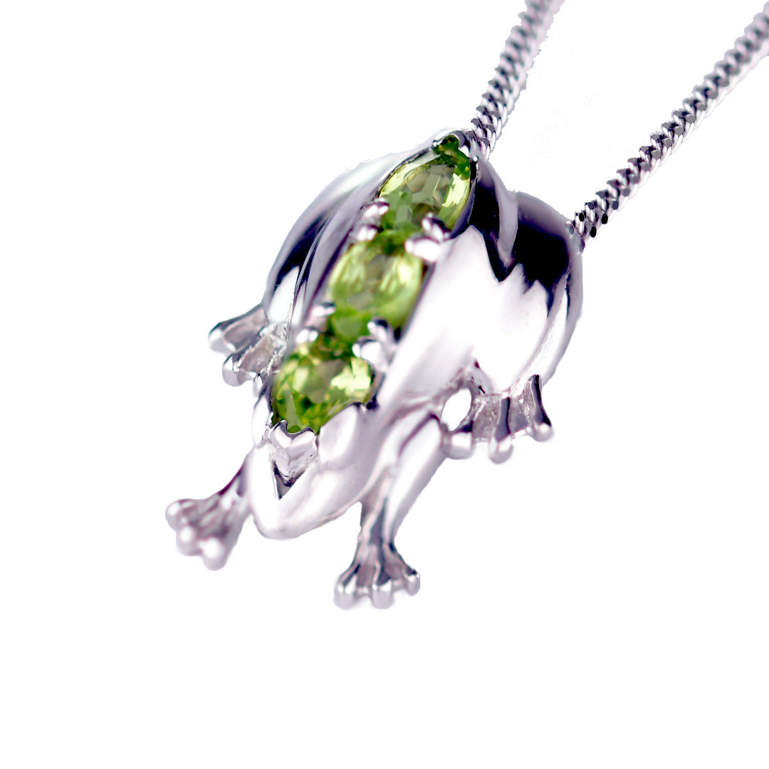Peridot Green Frog Necklace Sterling Silver 18'' Chain August Birthstone