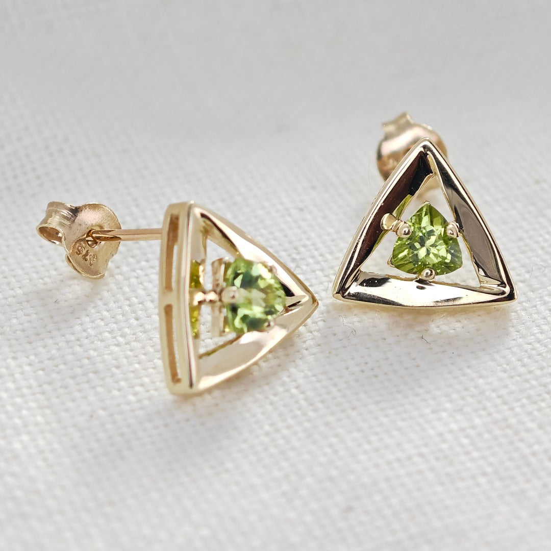 Peridot Earrings 9ct Yellow Gold Studs Studs Trillion