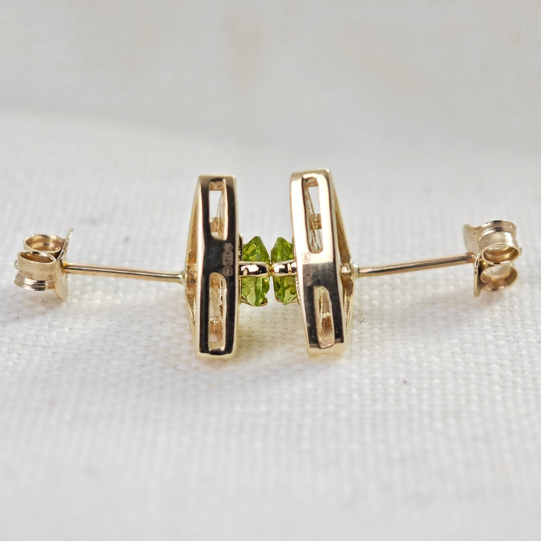 Peridot Earrings 9ct Yellow Gold Studs Studs Trillion