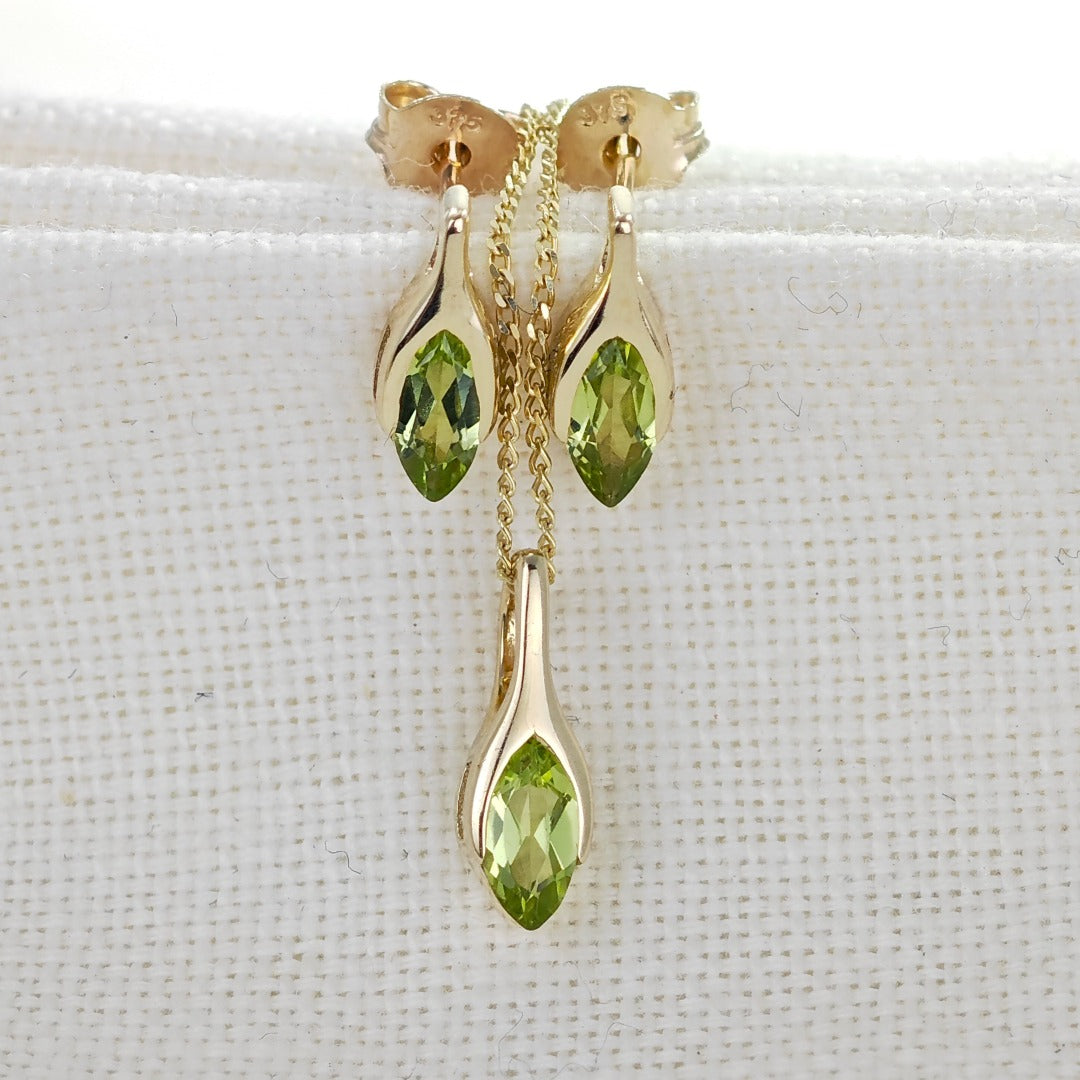 9ct Gold Peridot Set Pendant Stud Earrings Minimalist Green Marquise