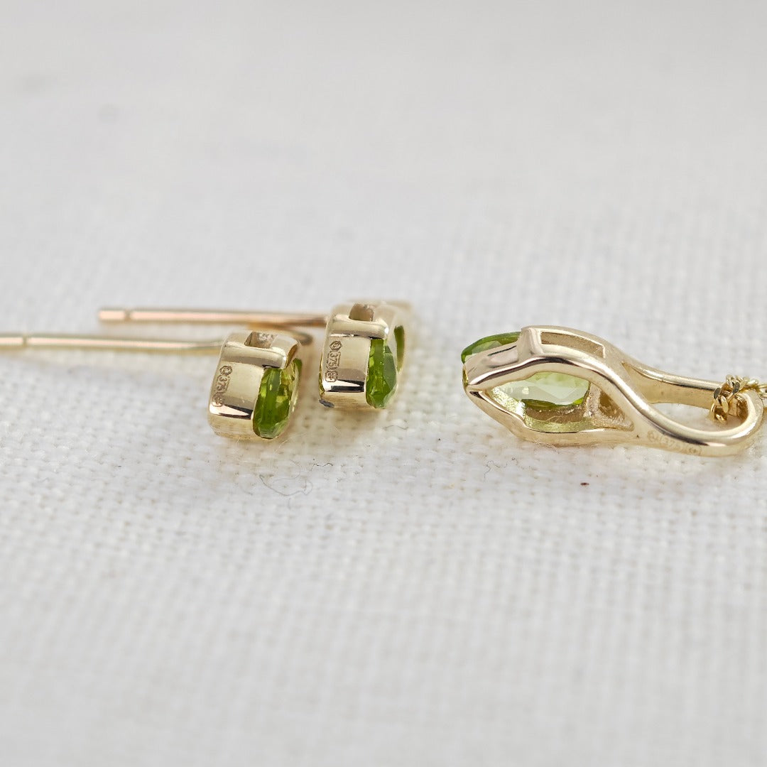 9ct Gold Peridot Set Pendant Stud Earrings Minimalist Green Marquise