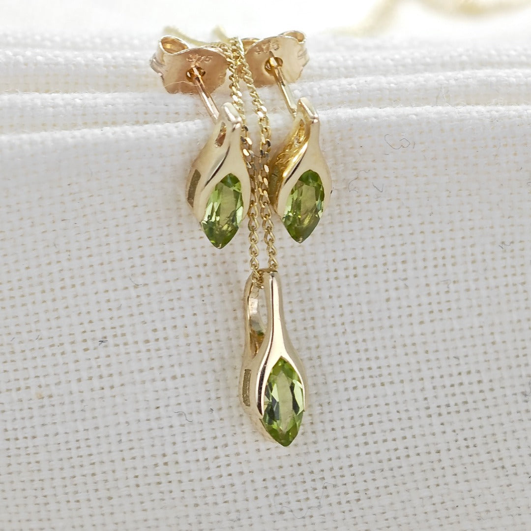 9ct Gold Peridot Set Pendant Stud Earrings Minimalist Green Marquise