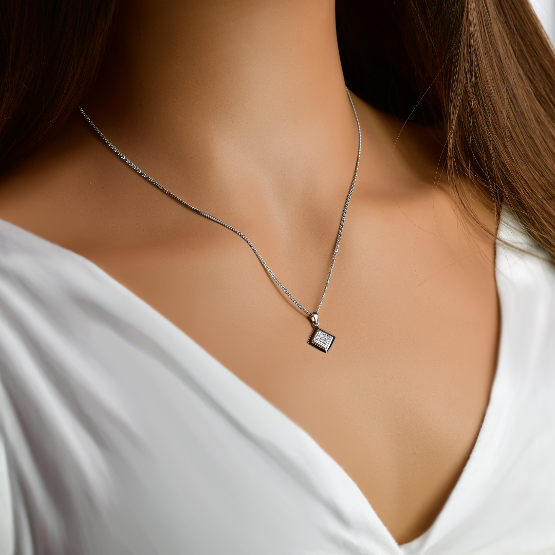 Necklace in Sterling Silver – Handcrafted Natural Gemstone
